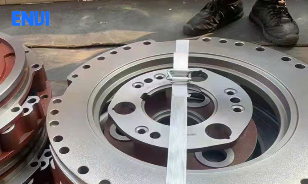Ứng dụng bọ khóa đai composite chằng hàng