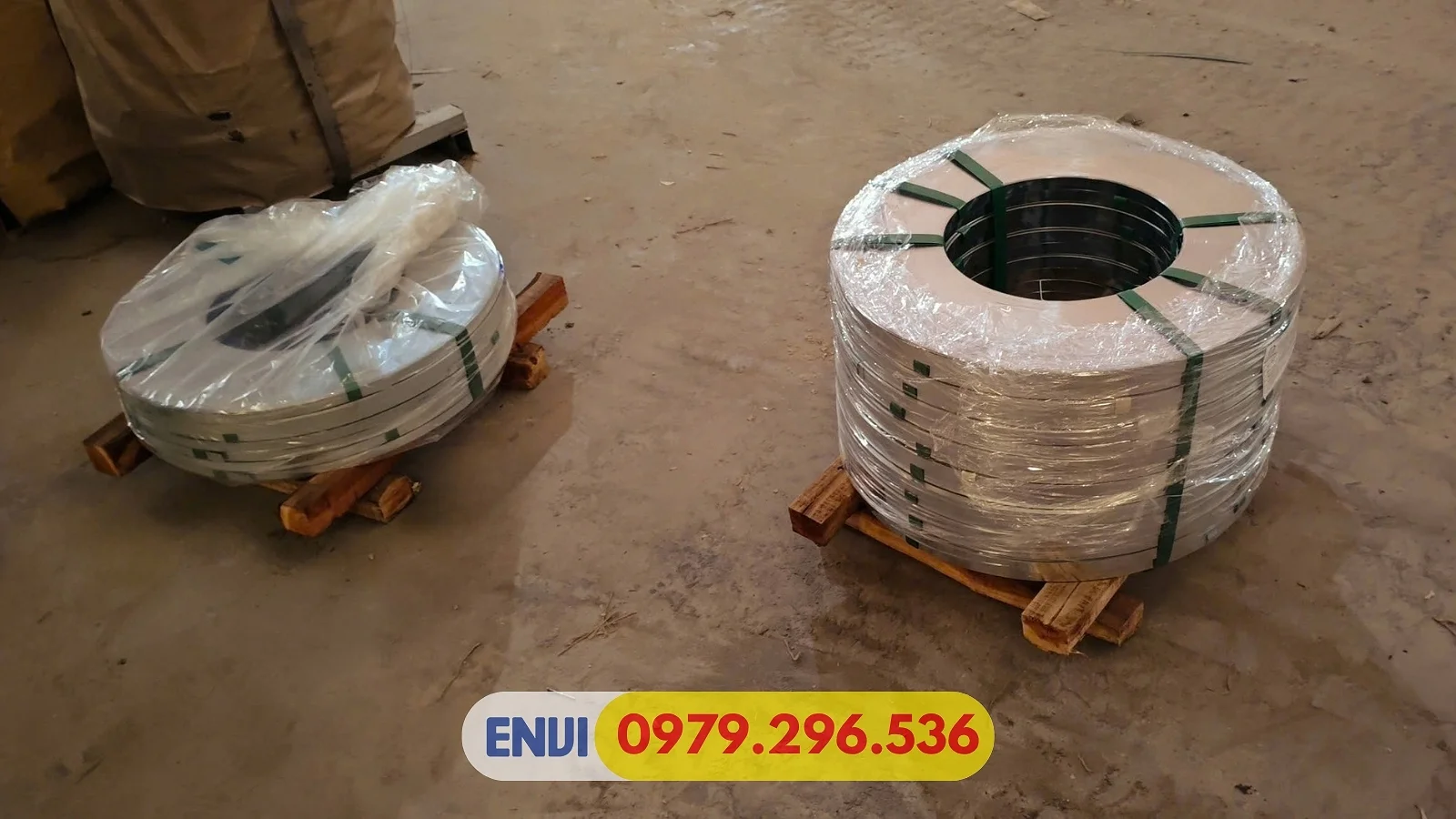Cuộn dây đai thép mạ kẽm tại ENVI VINA